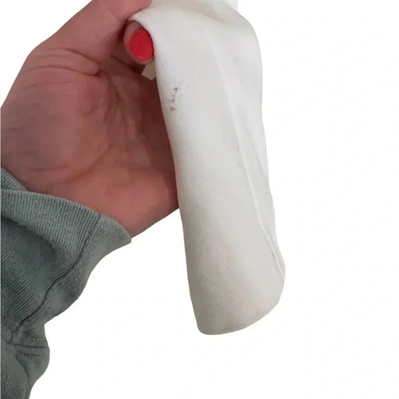 NEW- NWT! Gigii's Tessa Crep Dress - White as XS - Picture 12 of 12